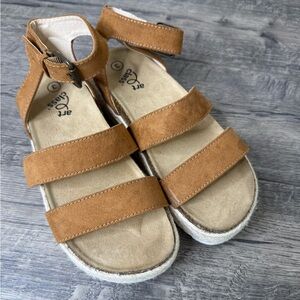 Art Class Platform Sandals Girls Size 3